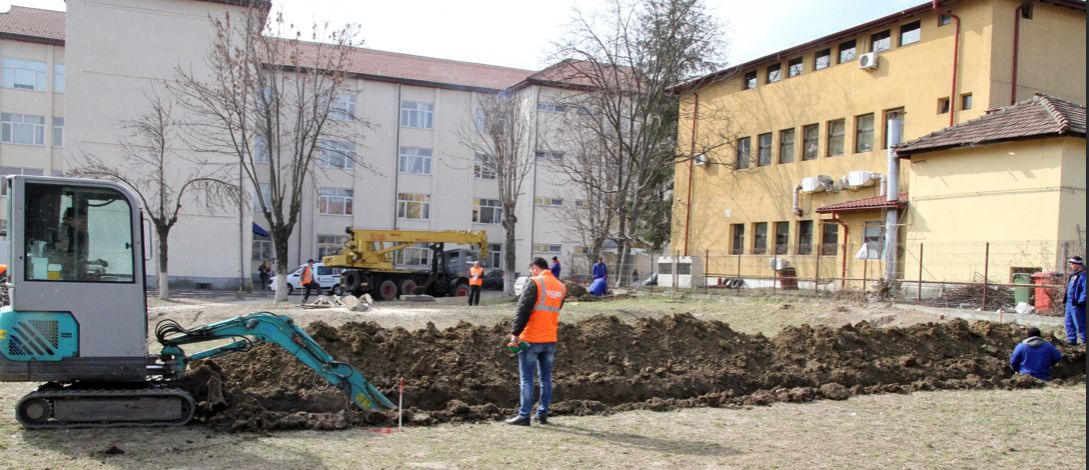 B0E3FB46-FD64-40D5-9C2A-D62E8B36DEC7