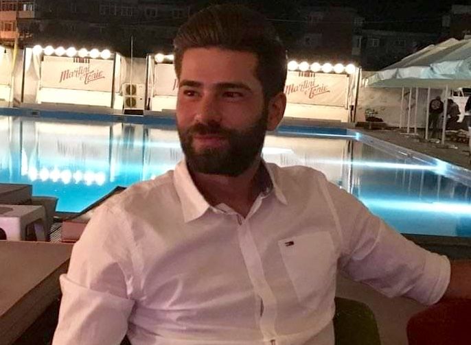 6AB98677-8D4E-45B5-9F9C-1B3B9B7FF2B6