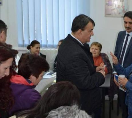 818D19E0-A730-42A5-886F-56E0708F1391