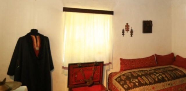 D3086270-ACA8-465B-9C44-842D2F523272