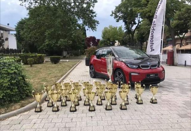 49D7E6E3-E7E3-4DDE-A1BF-D96347F202F0