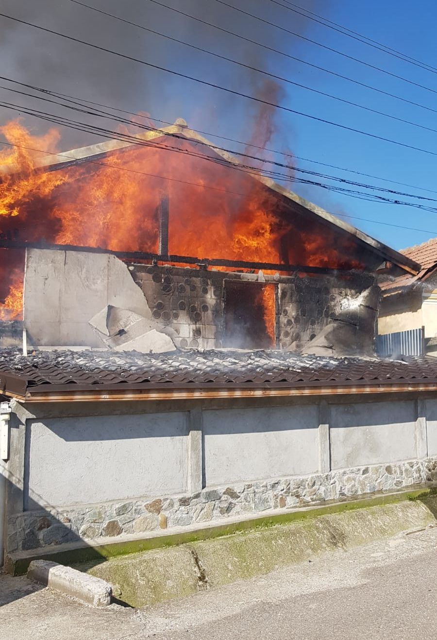 29437DD0-DB05-454E-8BF9-C947EA8C8D6A