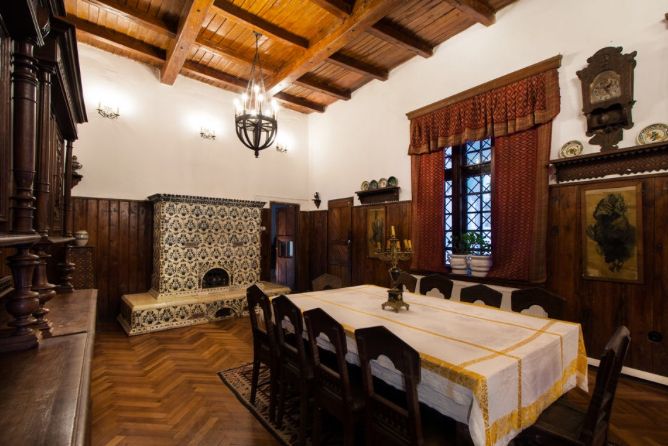 B1713149-21A6-475C-A48E-657F2C0BAB1A