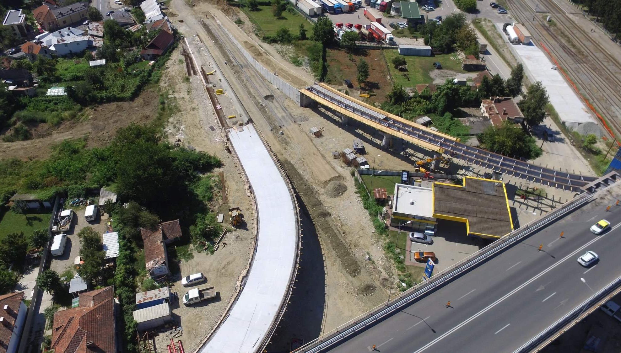 CEF7CD57-9805-468C-B02F-6C4F36EF6E6D