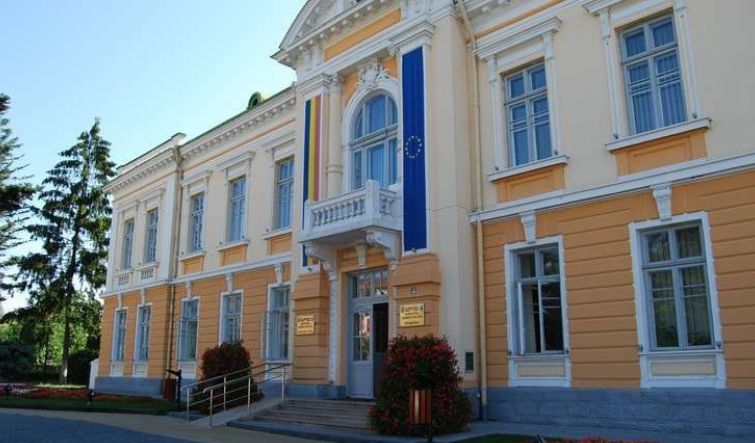 FC4BC5C5-94D5-4C6B-A60D-49E1A088C649