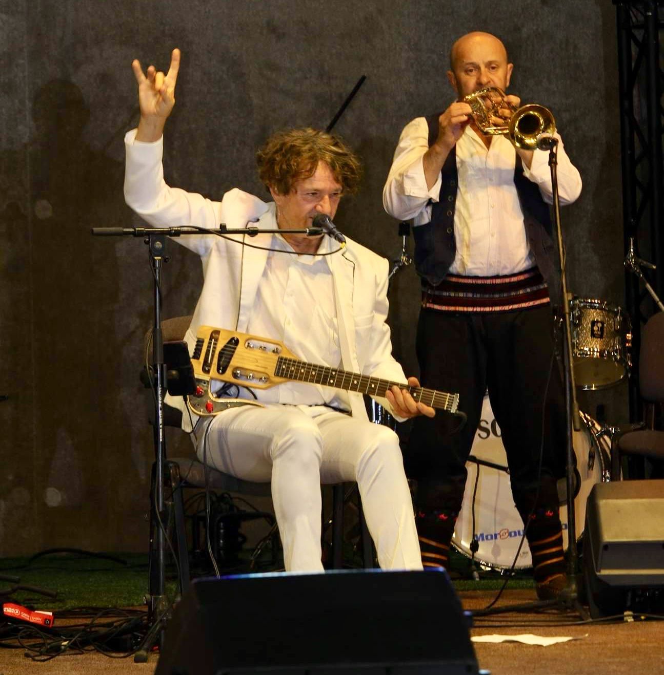 38DA8BFE-B6C7-4686-B24B-D913514F17EE