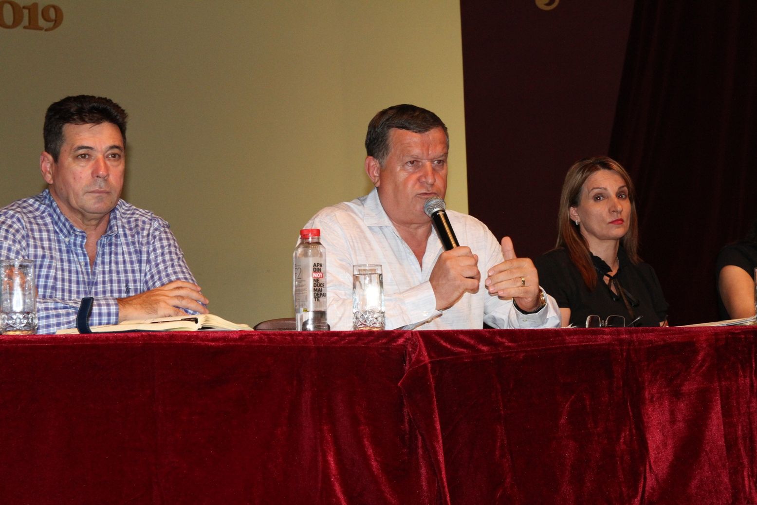 intalnire cu cetatenii