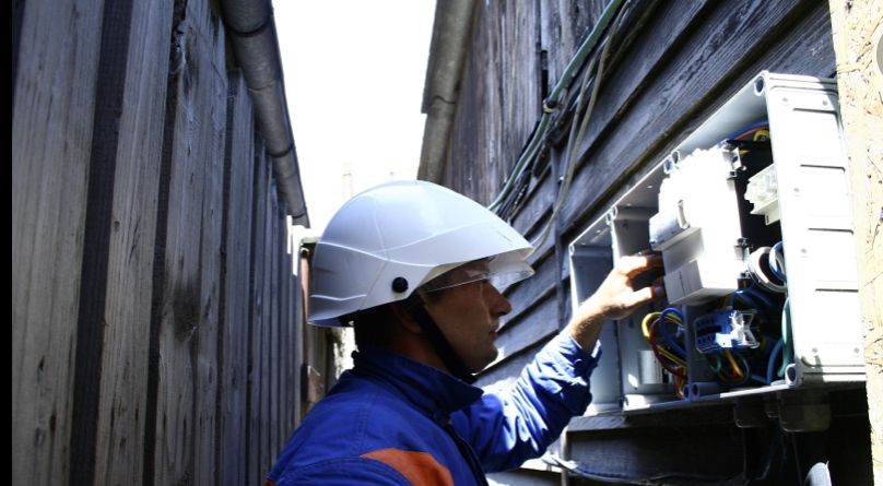 AE854F06-A2B3-4970-999F-C790995E742A