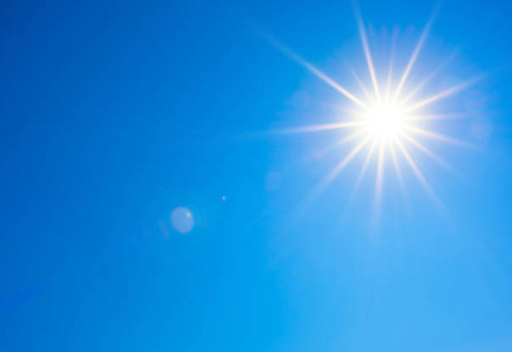 Soare și temperaturi de 22 de grade în weekend