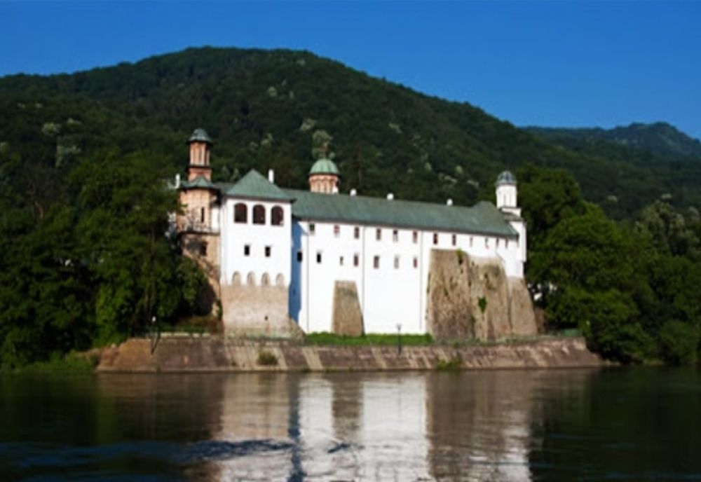 În amintirea celor 32 de ani de domnie ai voievodului de la Cozia