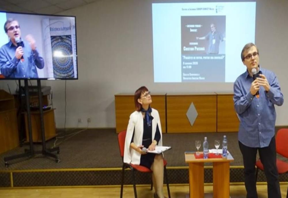 Q&A la Biblioteca Antim Ivireanul, în prezența cercetătorului Cristian Presură