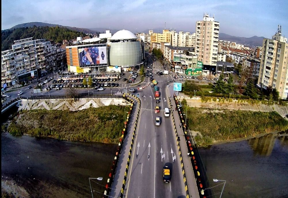 Companiile de transport vâlcene au suspendat temporar anumite curse
