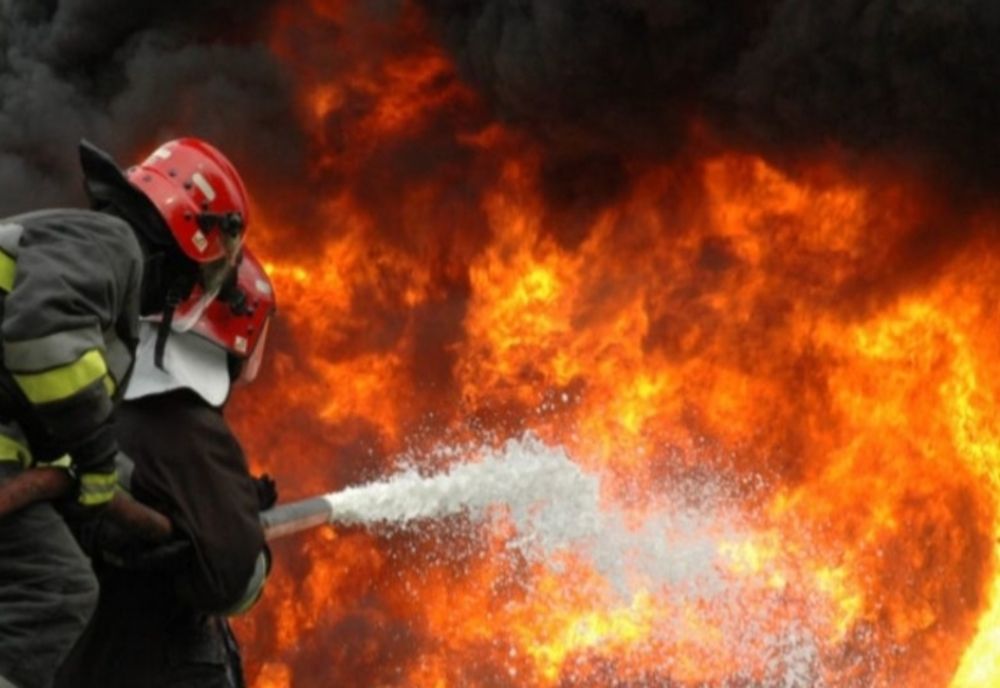 Trei incendii la Vâlcea, în aceste zile