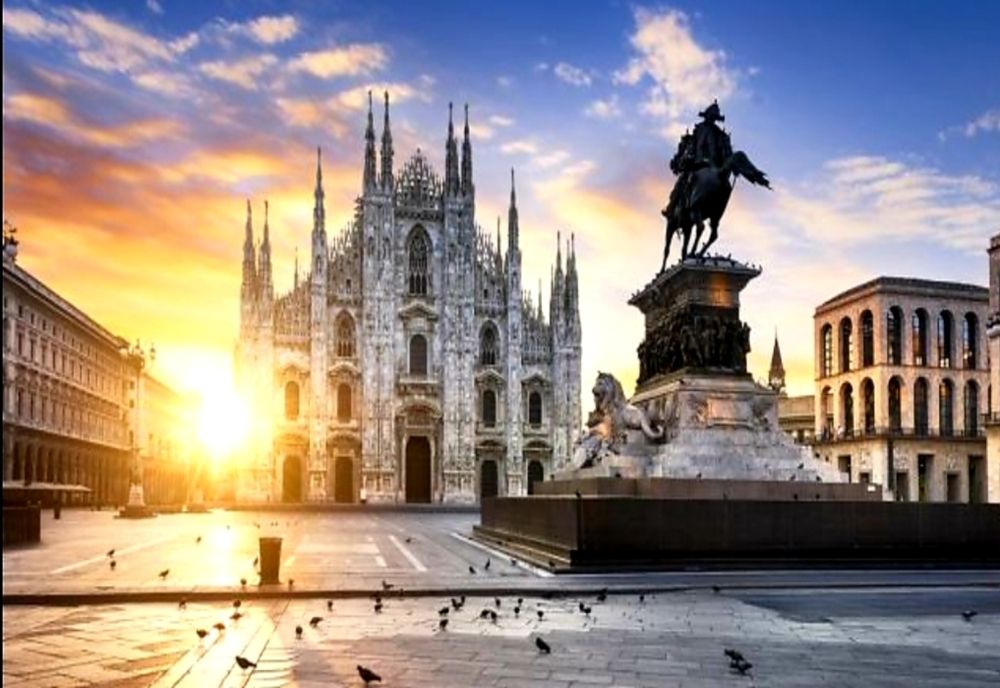 Concert fără public, al unuia dintre cei mai mari tenori ai lumii, în Piaţa Domului din Milano