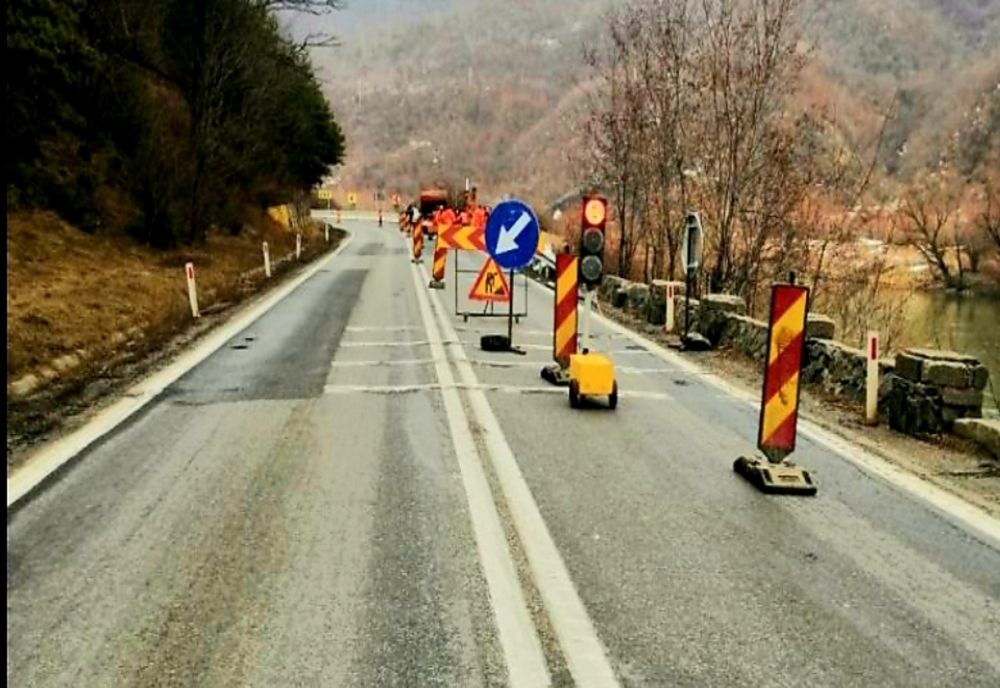 Noi lucrări astăzi în Vâlcea. Traficul rămâne restricționat