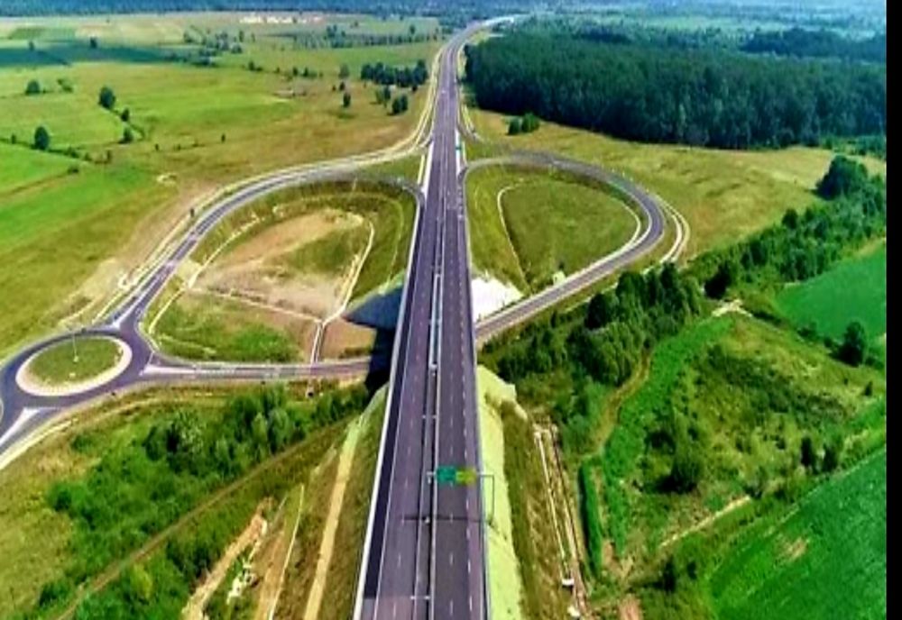 Atenție! Trafic rutier îngreunat la această oră pe autostrada A1 Deva- Nădlac. Plouă abundent