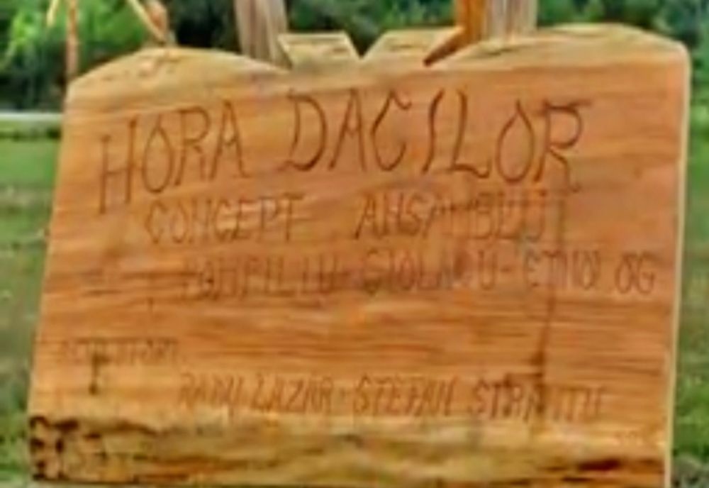 Vâlceni prezenți la tabăra de sculptură din Gorj