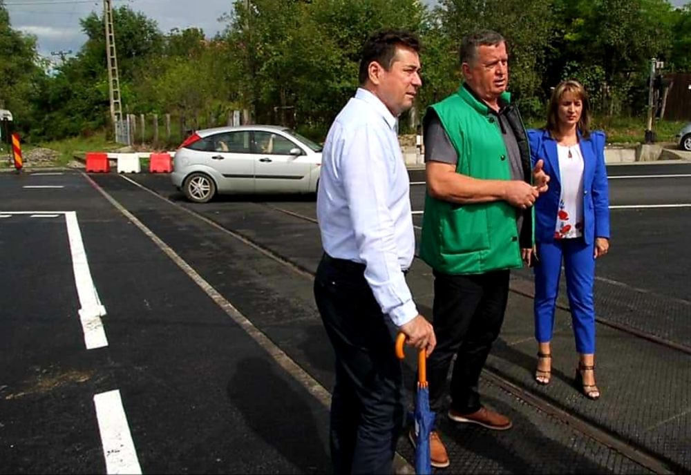 Autoritățile râmnicene prezente la inaugurarea lucrărilor de amenajare a trecerii de cale ferată Copăcelu 