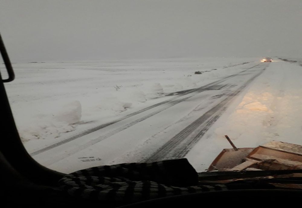 VIDEO| Este iarnă în Transfăgărășan începând de noaptea trecută