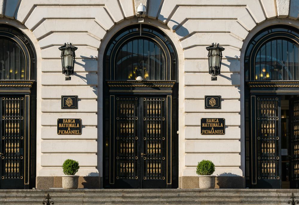 Club online de educație financiară pentru liceeni