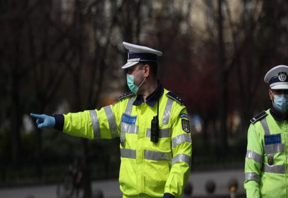 Un elev din Râmnicu Vâlcea a venit la şcoală cu un pistol tip airsoft