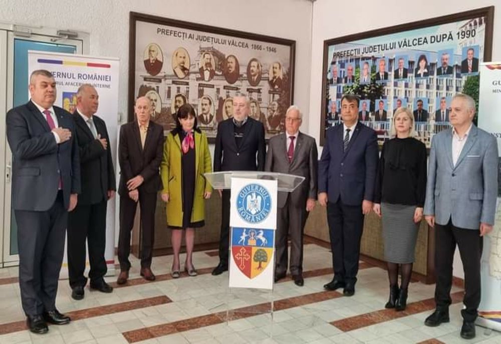 ZIUA INSTITUŢIEI PREFECTULUI a fost celebrată astăzi la Vâlcea
