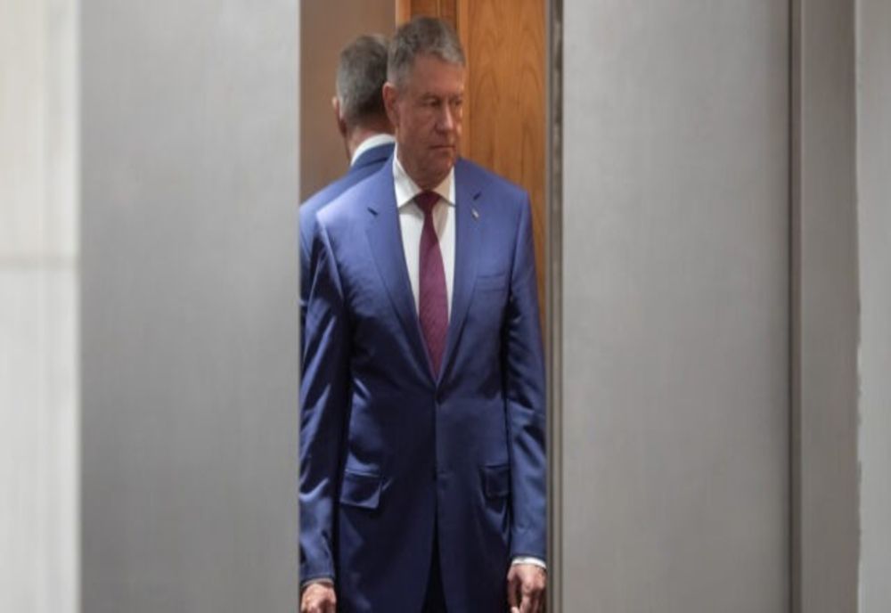 Iohannis, despre rotativa guvernamentală: În mod normal, mâine ar trebui să înceapă procedura, asta dacă greva din învăţământ se finalizează