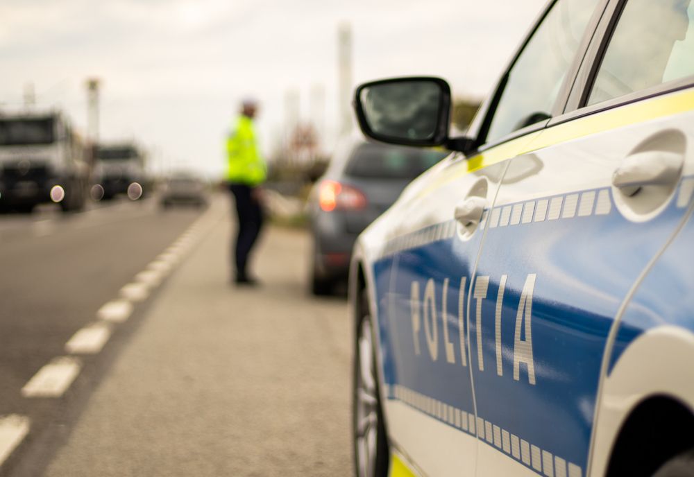 Un vâlcean a fost surprins conducând cu viteză și fără permis în Baia Mare