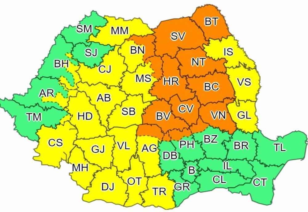 Cod galben de furtuni în peste jumătate de țară. Cod portocaliu de ploi torențiale în 14 județe