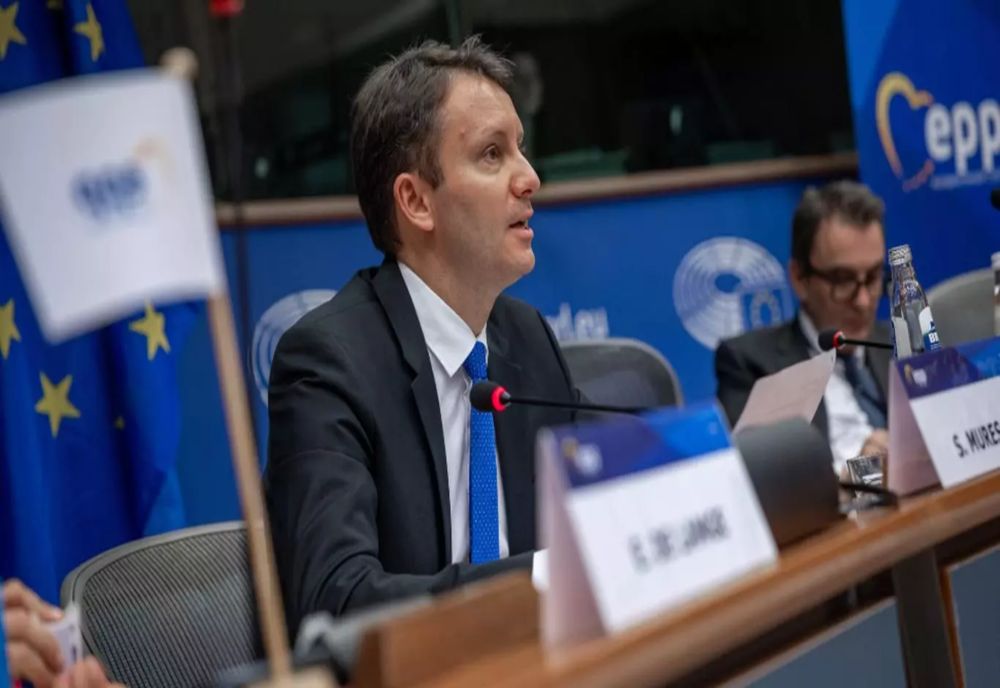 SIEGFRIED MUREȘAN, ATAC FĂRĂ MENAJAMENTE ÎMPOTRIVA LUI MARCEL CIOLACU: UN PREMIER CARE NU REȚINE NICI MEDIA LA BACALAUREAT RIDICĂ SEMNE DE ÎNTREBARE