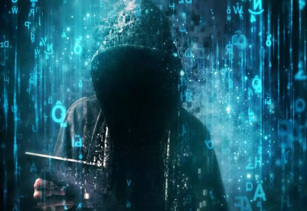 Două persoane din Harghita au pierdut 5.600 de lei după mesaje false primite de la „prieteni”. Cine era, de fapt, în spatele conturilor