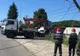 Trafic blocat total pe strada General Magheru din Horezu. Cablurile unui stâlp electric au căzut în stradă